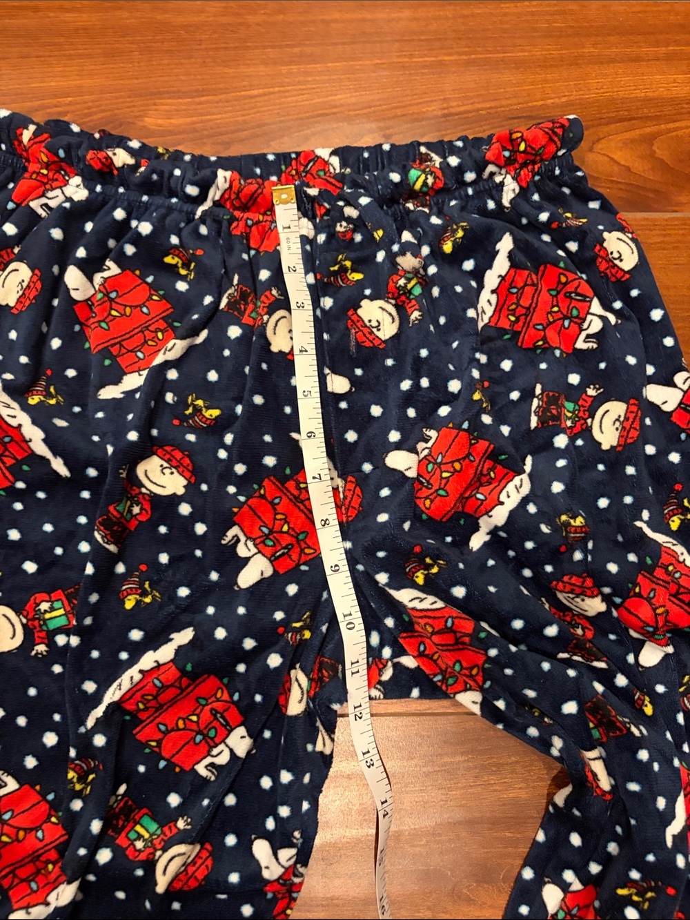 Peanuts Charlie, Snoopy, and Woodstock pajama pants in size small. - Picture 5 of 8